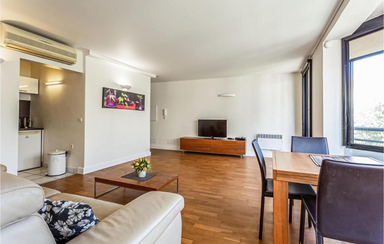 Nice Apartment In Cannes With Wifi Bagian luar foto
